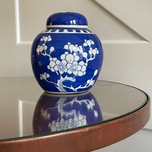 Chinese Chinoiserie Prunus Ginger Jar